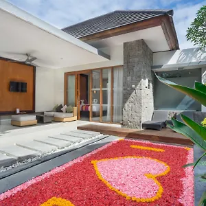 https://samaja-villas-kunti.ubudhotelsnow.com