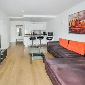  Apartment Centro