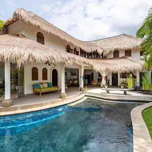 https://villa-house-lizard-3-bedroom-private-pool-an04.hotelsseminyak.net