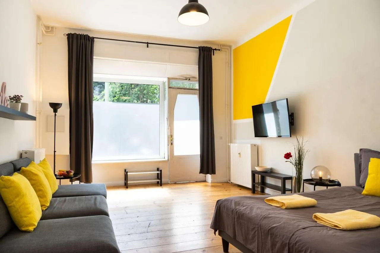 Cosy And Stylish Apartment In Berlin Neukolln